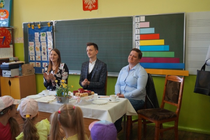 Bardzo udany II Międzyszkolny Konkurs Piosenki Dziecięcej w Smolicach [ZDJĘCIA]