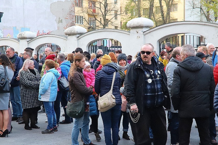 Strajk nauczycieli 2019. Demonstracja w Łodzi poparcia dla...