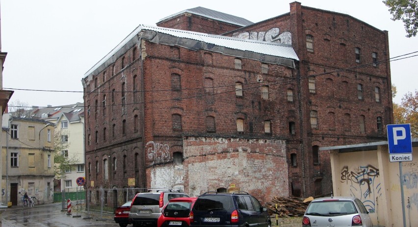 Budynek Młyna Górnego przez lata stał opuszczony i niszczał
