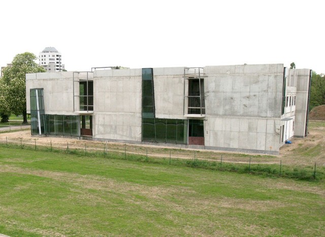 Budowa Centrum stanęła w 2010 r.