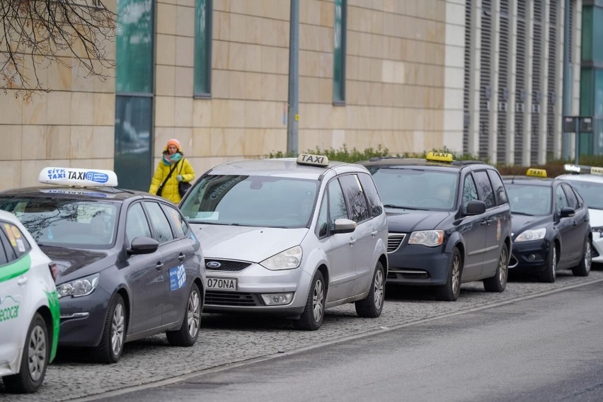 23.01.2023 gdansk. taxi. fot. jakub steinborn / polska...