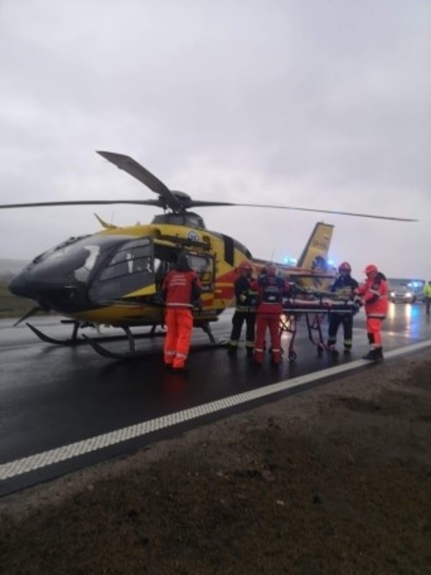 Wypadek busa na autostradzie A4 w Mysłowicach.