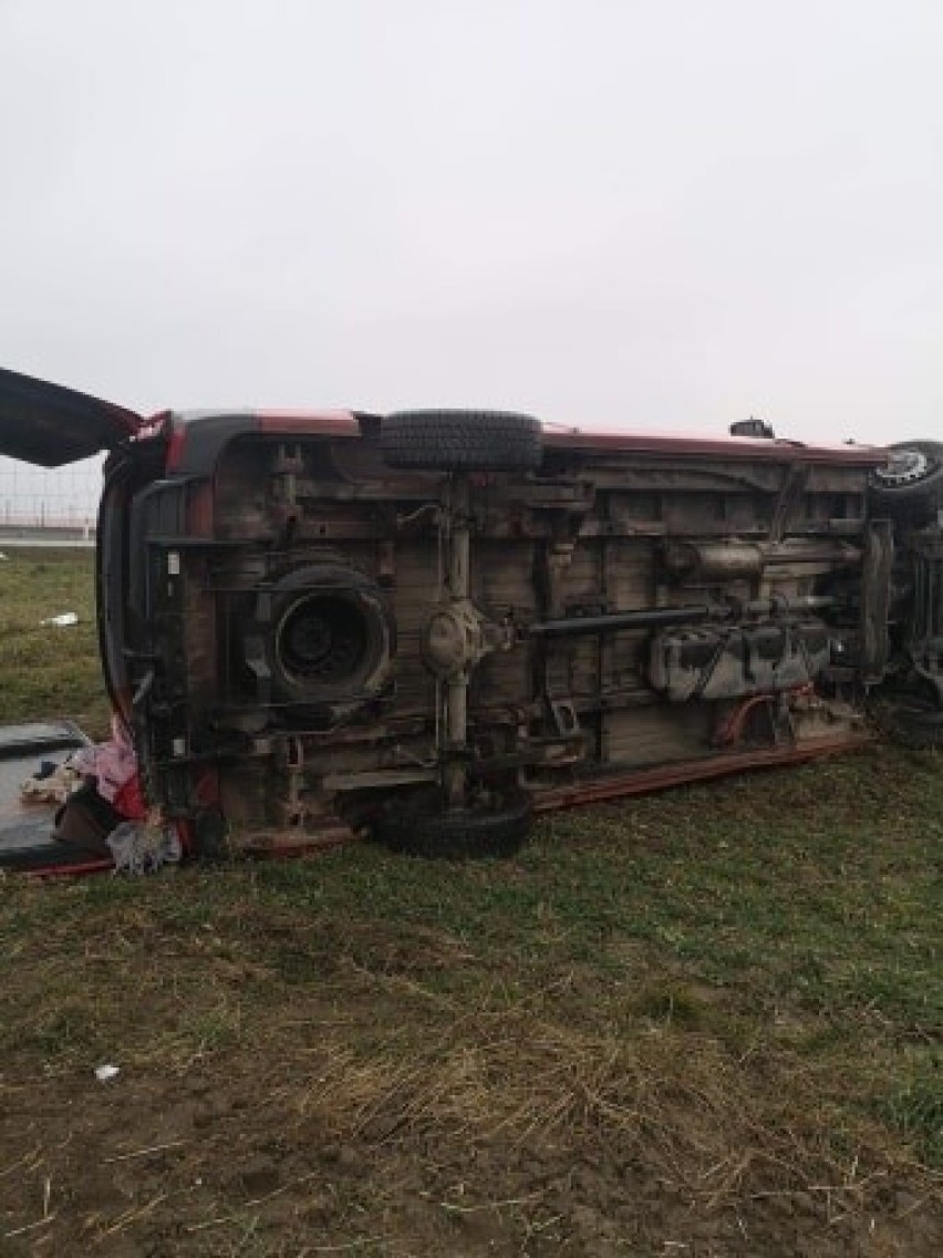 Wypadek busa na autostradzie A4 w Mysłowicach.

Zobacz...