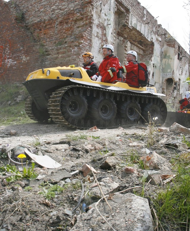 W ubiegłym roku ekipy ratownicze, ćwiczyły niesienie pomocy ofiarom katastrof budowlanych w Walimiu