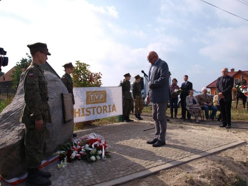 Zajezierze upamiętniło pobyt w ich miejscowości Źołnierzy Wyklętych FOTORELACJA