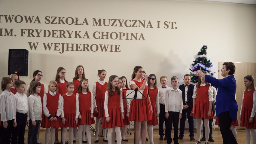 Koncert kolęd w "Muzycznej" w Wejherowie