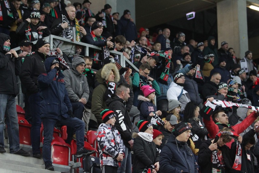 Kibice na meczu przyjaźni GKS Tychy - Sandecja



Zobacz...