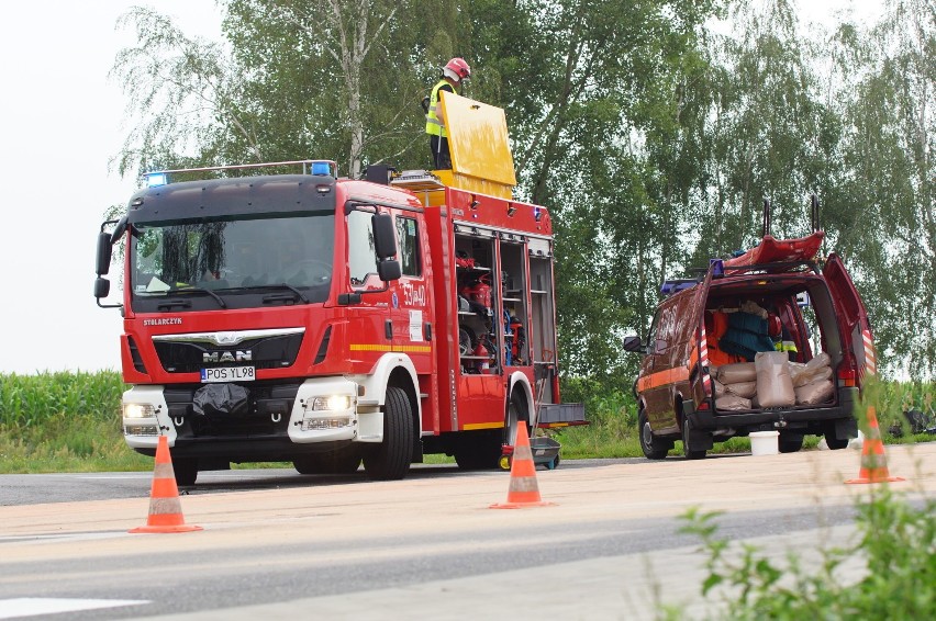 Wypadek w Skalmierzycach. Zderzyły się dwie ciężarówki