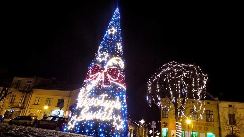 A tak prezentowały się bożonarodzeniowe iluminacje na Rynku...