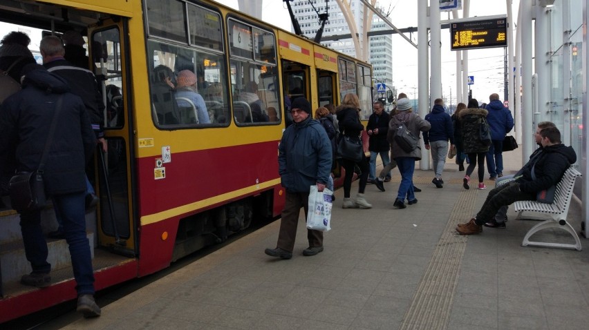 Ponad 55 tys. pasażerów z Łodzi dopisano w ciągu trzech lat...
