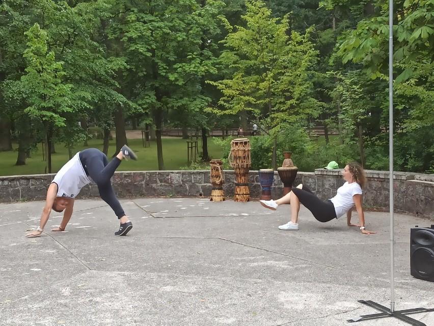 Konin. Capoeira w Parku Chopina. Akademia Capoeira Konin zaprosiła do wspólnych ćwiczeń i grania