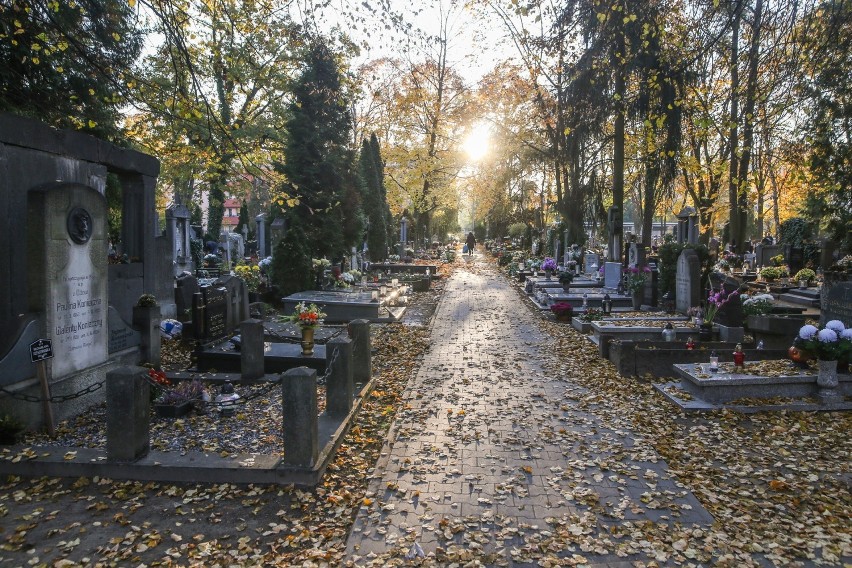 W tym roku święto Wszystkich Świętych przypada na...