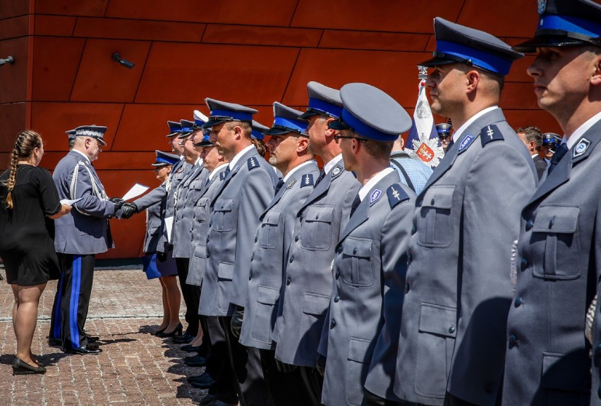 Święto Policji 2018 na Pomorzu. Uroczyste obchody odbyły się w Gdańsku [ZDJĘCIA] 