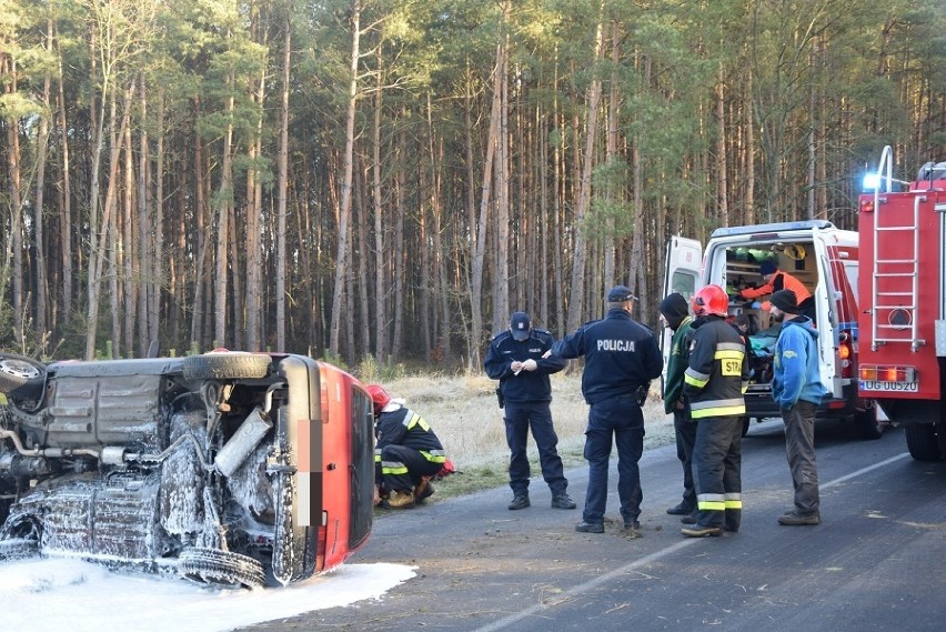 Wypadek kierowcy z Sulmierzyc pod Gądkowicami [ZDJĘCIA]