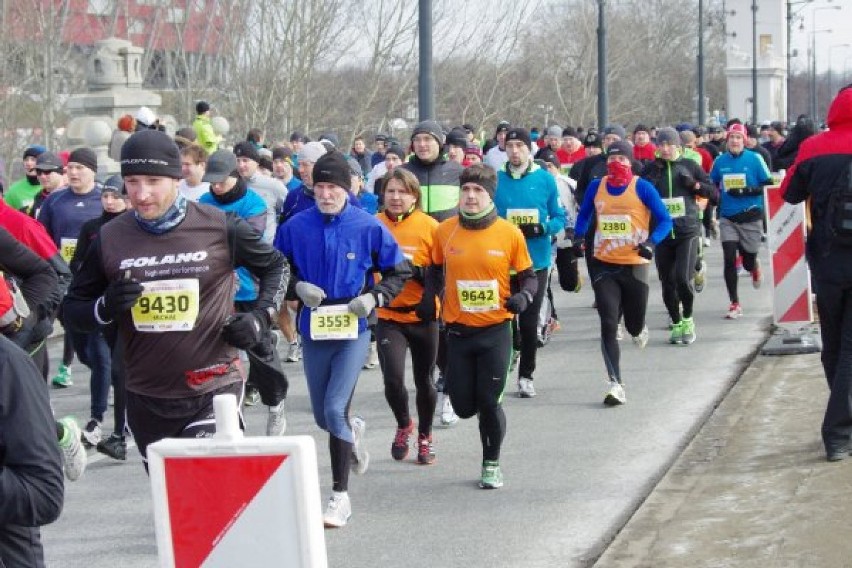 8 PÓŁMARATON WARSZAWSKI 2013 ZDJĘCIA UCZESTNIKÓW