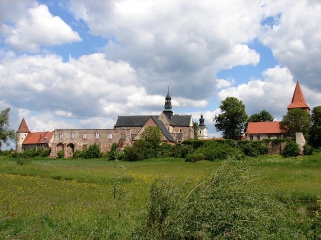 Panorama Klasztoru Cystersów w Sulejowie - Podklasztorzu