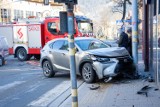 Zakopane. Poranny wypadek na skrzyżowaniu. Auto dostawcze zderzyło się z lexusem 