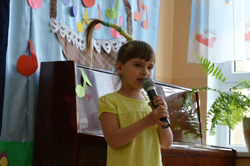 O wiośnie, przyrodzie i ekologii, czyli Przegląd Piosenki „Rozśpiewane Przedszkole” w Przedszkolu nr 13 w Skierniewicach