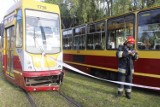 Wypadek na Limanowskiego w Łodzi. Kobieta wjechała pod tramwaj [ZDJĘCIA]