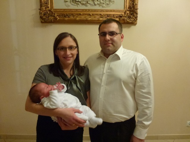 Na zdjęciu państwo Anna i Łukasz Filipek z córką Leną, urodzoną 20 października 2013 roku.