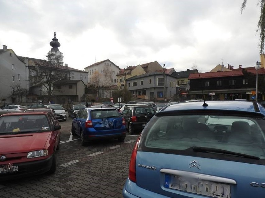 Parking przy ulicy Wojtyłów w Wadowicach