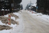 Mieszkańcy Żurady mają dość drogowego koszmaru. Czy remont Starowiejskiej zostanie zakończony w planowanym terminie? Zobacz zdjęcia