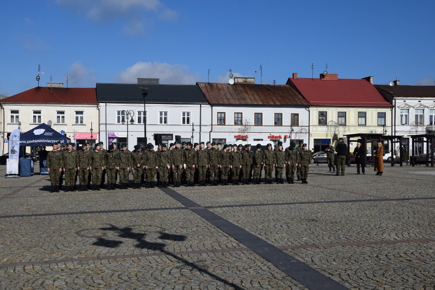 W piątek i sobotę Wojskowe Targi Służby i Pracy w Skierniewicach. Zestaw Patriot, Leopardy, Raki, Langusty i inny sprzęt