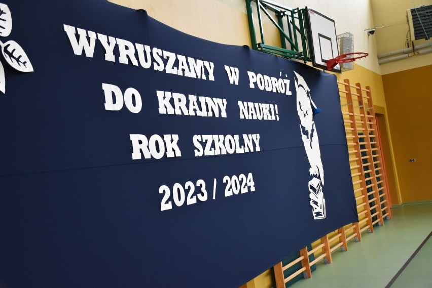 Start nauki w SP nr 3 ze Sławna - rok szkolny 2023/2024