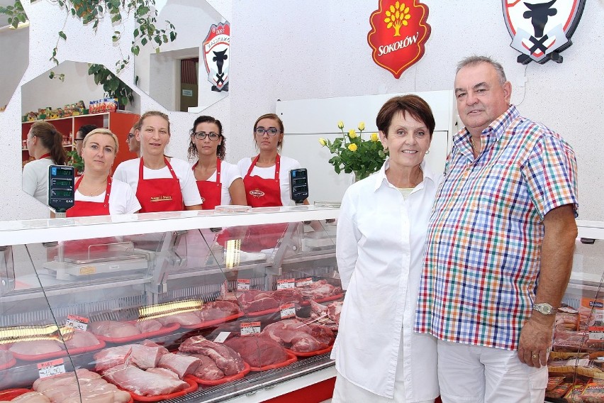 Bożena i Andrzej Ziółkowscy w nowym sklepie na ulicy Rynek 19 w Krotoszynie