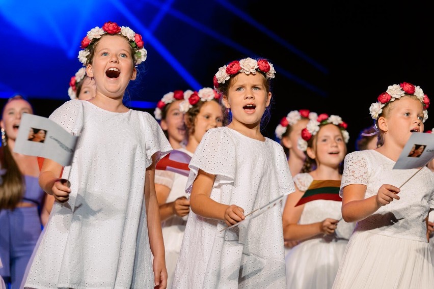 Zobacz zdjęcia z otwarcia XVIII Międzynarodowego Festiwalu Piosenki „Carpathia Festival”