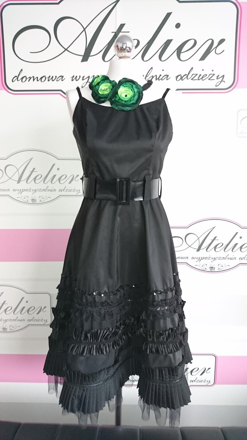 WRZEŚNIA: PROPOZYCJE SUKIENEK - czerń w Atelier Domowa Wypożyczalnia Sukienek. To miejsce powinna poznać każda kobieta!