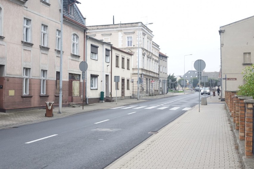 Gostyń. Powiat gostyński - strefa czerwona obostrzeń. Przygotowania mieszkańców do czekających ich zmian [ZDJĘCIA] 