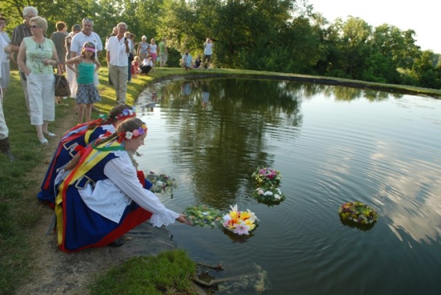 Na magiczną, najkrótszą noc w roku zaprasza Zespół ...