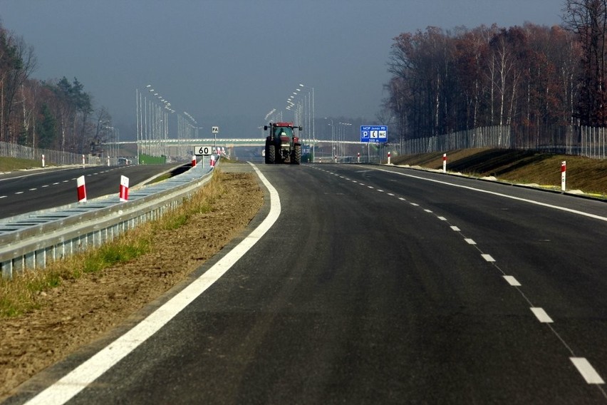 Droga S8 Syców - Oleśnica gotowa. Czeka na odbiory (ZDJĘCIA, FILM)