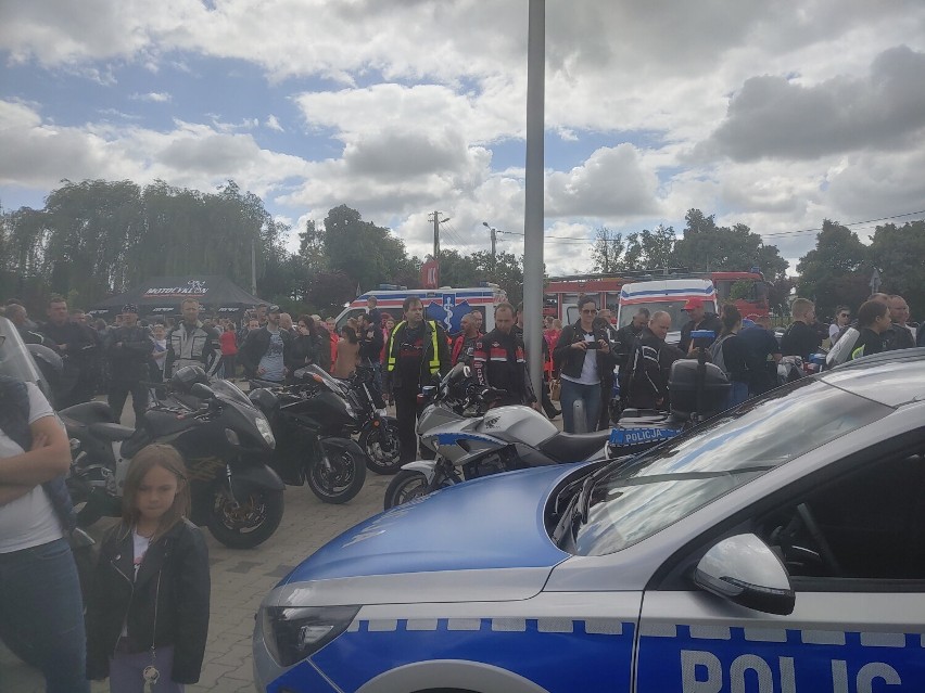 Września: "Bezpieczne dwa kółka" - policja z wrześni trzyma sztamę z motocyklistami! Pomoc dla Olgi Miśkiewicz [GALERIA]