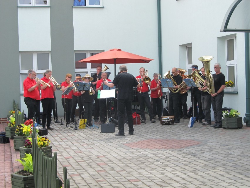 Orkiestra dęta Jerycho z Niemiec gościła w DPS we Włocławku