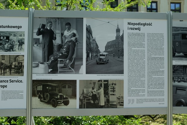 Wystawę o najstarszym pogotowiu ratunkowym w Polsce można oglądać na Plantach do 30 czerwca