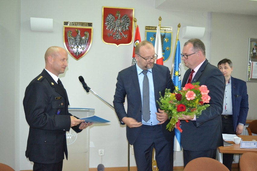 Powiat przywitał nowego komendanta strażaków