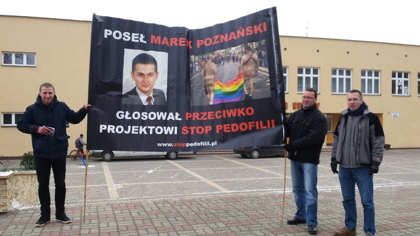 Jak głosował Marek Poznański? Obrońcy życia pikietowali w Hrubieszowie