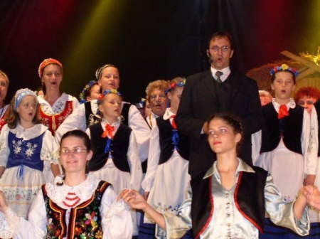 Marek Czarnowski, prezes Kaszubskiego Zespołu Folklorystycznego &quot;Krebane&quot; z Brus, organizator XII Międzynarodowego Festiwalu Folkloru &quot;Dni Kultury Kaszubskiej&quot;, podczas ubiegłorocznego finału.