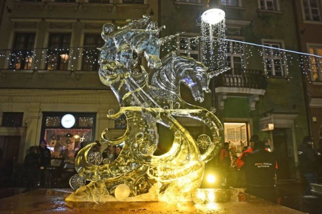 Podczas Poznan Ice Festival lodowi rzeźbiarze będą mogli wykazać swoją szybkość, precyzję i artystyczną wizję.