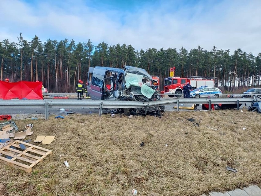 Wypadek na A4 między Węzłami Brzesko i Tarnów, 22.02.2022