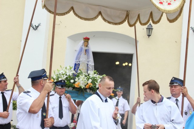 Procesja Matki Boskiej Zaśniętej i odpust u bernardynów