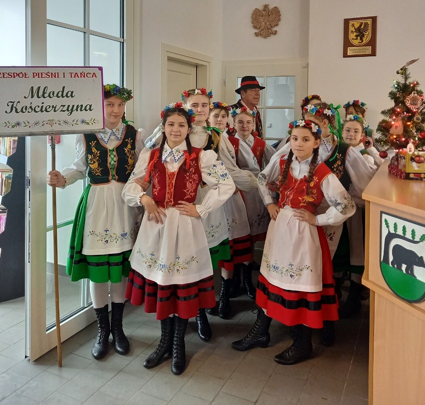 Uczniowie z powiatu kościerskiego w konkursie „Kaszubska...