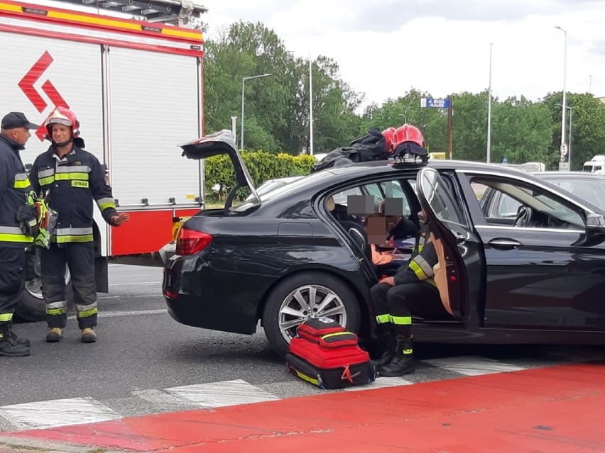 Kolizja dwóch pojazdów na Wojska Polskiego       