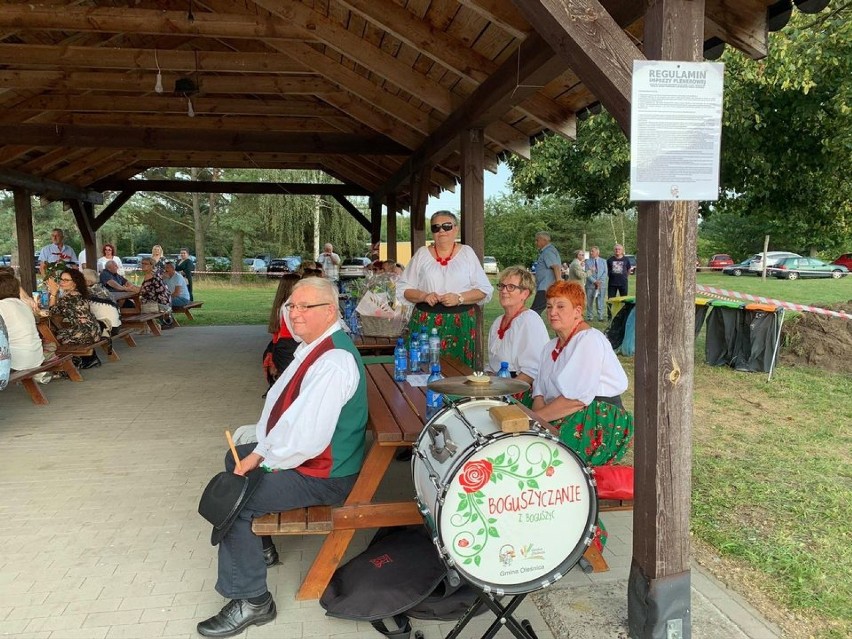 Za nami Jesienne Spotkanie Zespołów i Festiwal Karpia w Ostrowinie [FOTO]