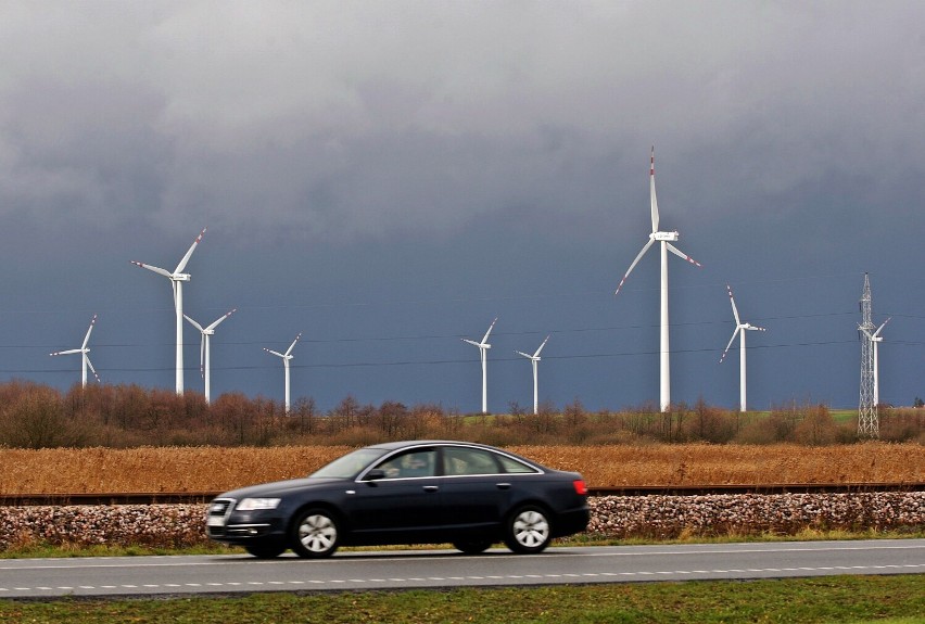 Warszawa może być niezależna energetycznie? Studenci mają swój plan. Chcą oprzeć się o OZE i stworzyć system zarządzania energią