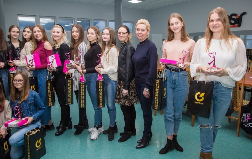 Akademia Tańca 4-20 świętowała przyznanie tytułu Honorowego Ambasadora Miasta Skierniewice [ZDJĘCIA]