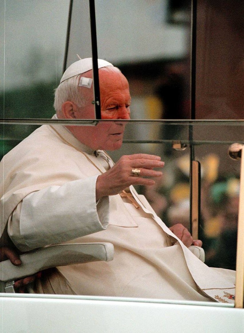 Wizyta Jana Pawła II w Sosnowcu odbyła się 14 czerwca 1999...