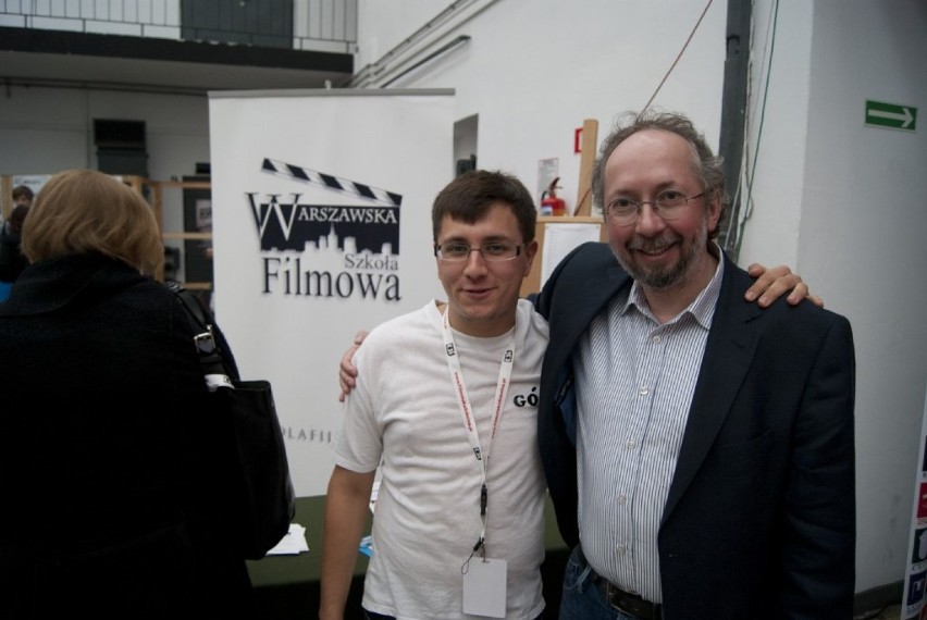 Góra. Andrzej Bakacz uczy fotografii i filmowania w DK w Górze. Pasję do robienia filmów rozbudziła w nim polonistka [ZDJĘCIA i WIDEO]